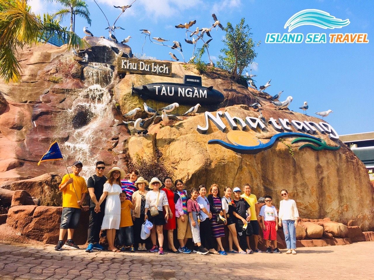 http://dulichbiendao.vn/tour-binh-hung-gia-re1.html